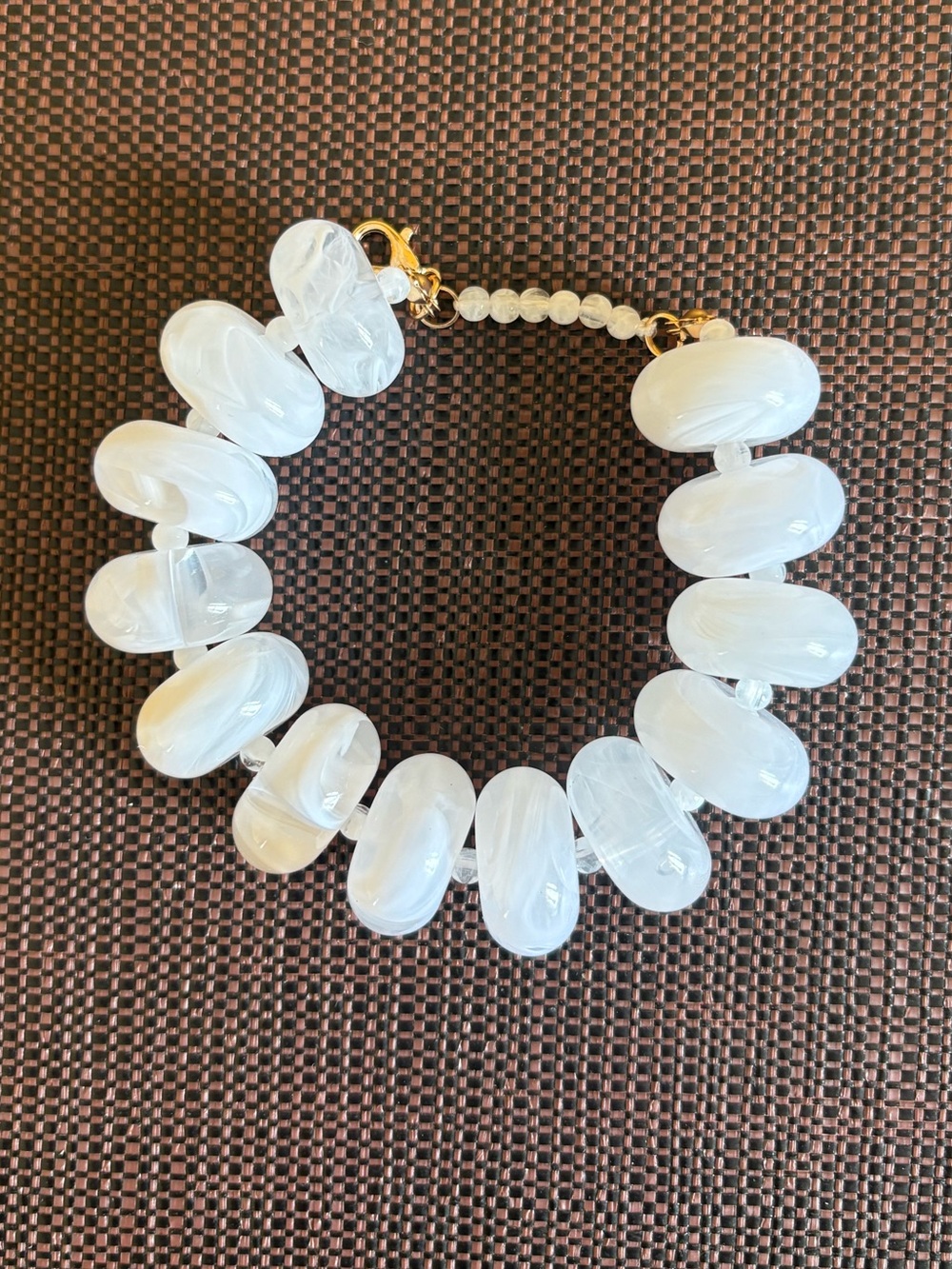 New! Cloud Dancer White Bead Resin Statement Bracelet - Women’s Jewelry - Picture 2 of 12